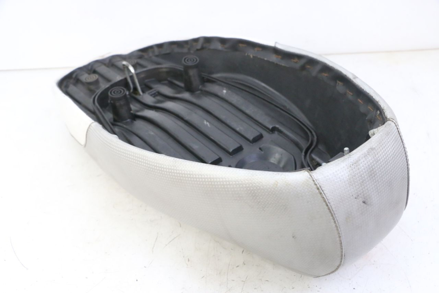 photo de SEAT MBK BOOSTER SPIRIT NAKED 50 (2004 - 2017)