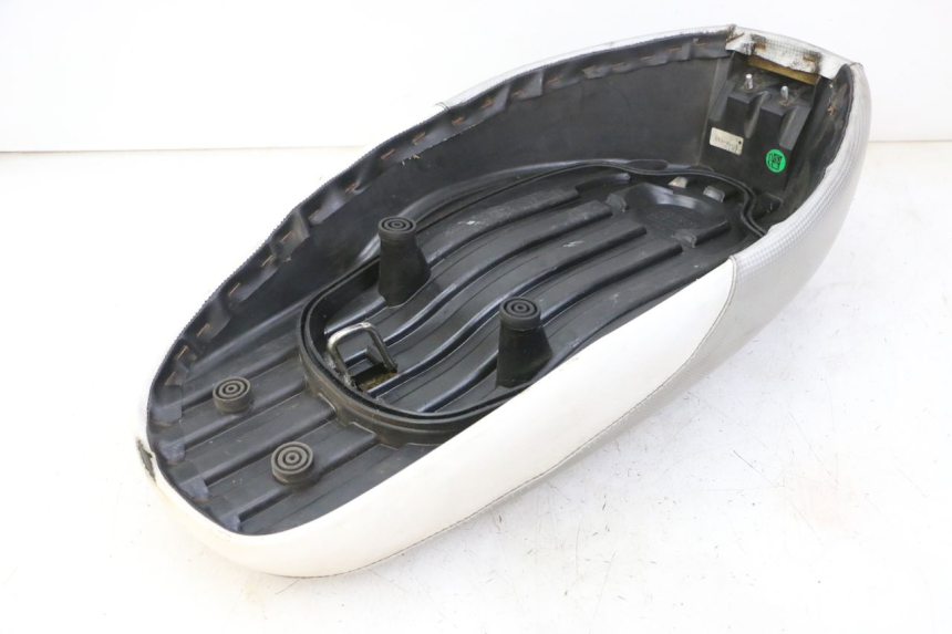 photo de SEAT MBK BOOSTER SPIRIT NAKED 50 (2004 - 2017)