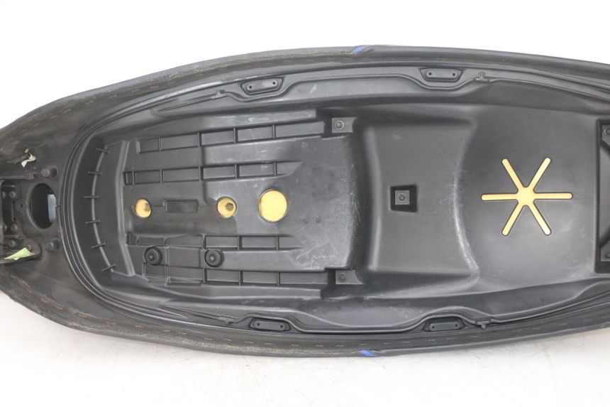 photo de SEAT PIAGGIO MP3 500 (2016 - 2018) - Surface and material condition