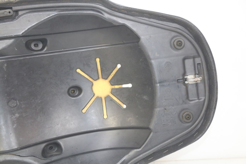 photo de SEAT PIAGGIO BEVERLY 125 (2010 - 2015)