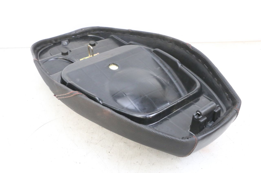 photo de SEAT JM MOTORS SANTANA EVO 50 (2024 - 2026) - Alternative perspective