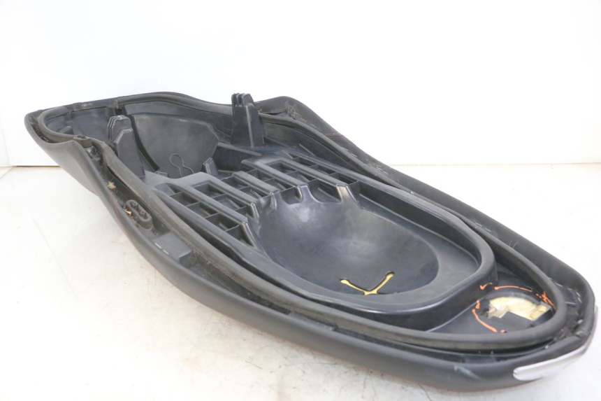 photo de SEAT YAMAHA X-MAX XMAX 125 (2010 - 2014)