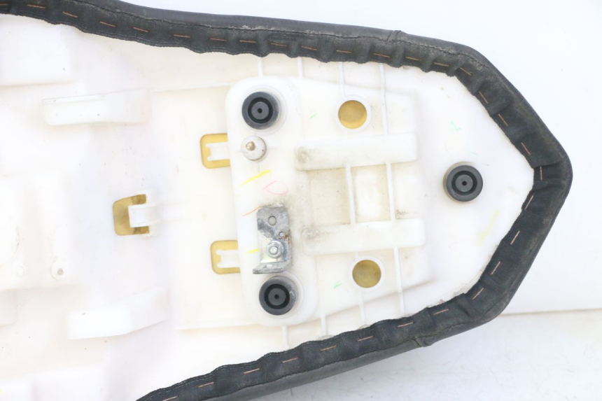 photo de SEAT YAMAHA XJ6 ABS 600 (2008 - 2016)