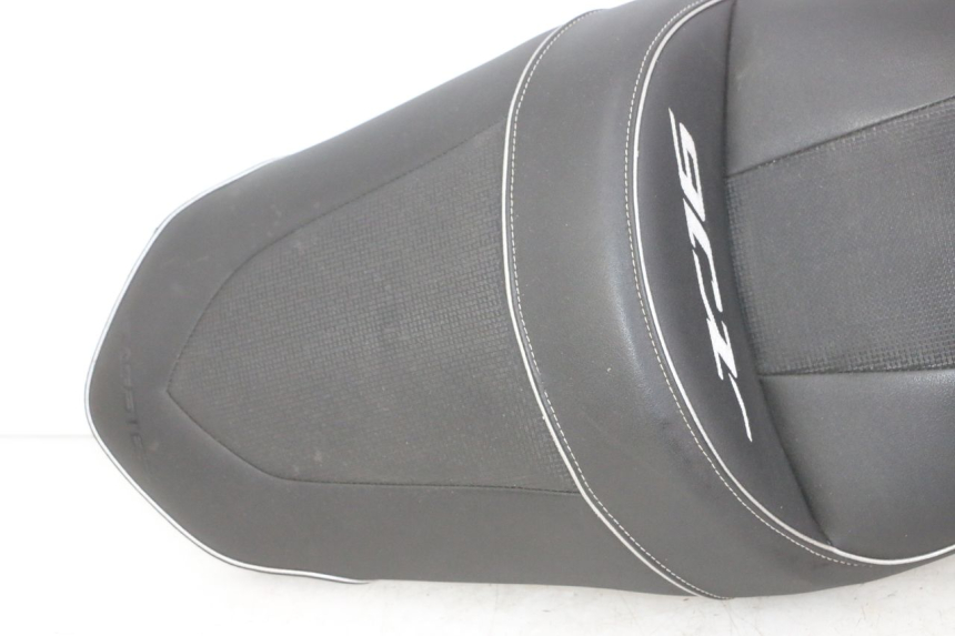 photo de SEAT YAMAHA XJ6 ABS 600 (2008 - 2016)