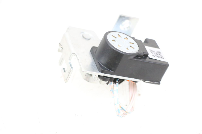 photo de SEAT LOCK SET SEGWAY NINEBOT E125S 1 (2022 - 2026) - Zoom on usage condition