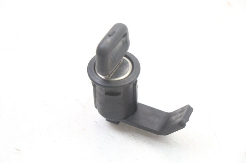 photo de SEAT LOCK SET PEUGEOT SATELIS COMPRESSOR K15 125 (2006 - 2009)