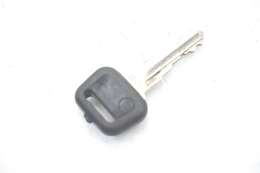photo de SEAT LOCK SET PEUGEOT SATELIS COMPRESSOR K15 125 (2006 - 2009)