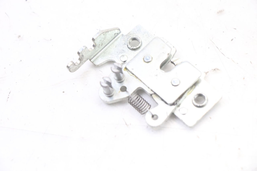 photo de SEAT LOCK PIAGGIO XEVO - X EVO 125 (2007 - 2016)