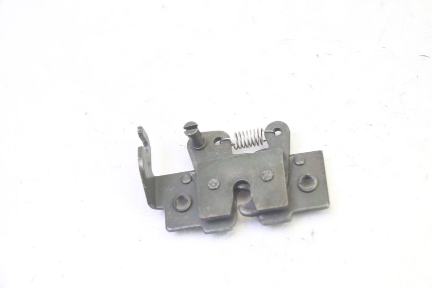photo de SEAT LOCK QUADRO 4 4D 350 (2015 - 2018)