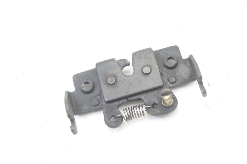 photo de SEAT LOCK APRILIA ATLANTIC 125 (2003 - 2009)