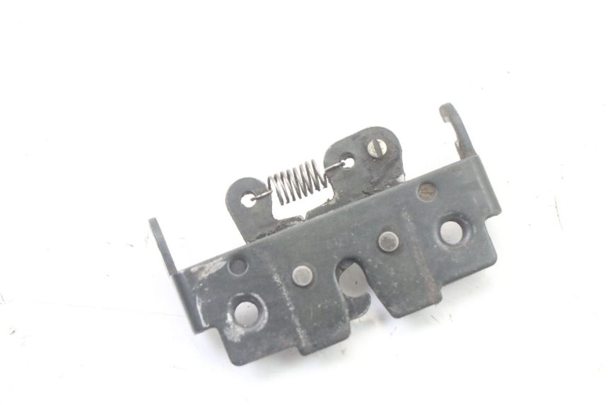 photo de SEAT LOCK APRILIA ATLANTIC 125 (2003 - 2009)