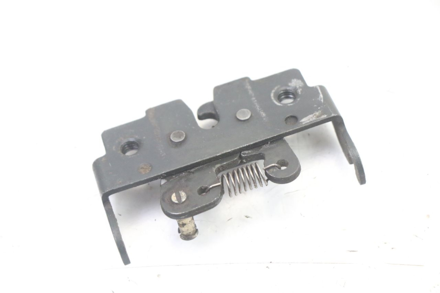 photo de SEAT LOCK APRILIA ATLANTIC 125 (2003 - 2009)