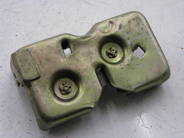 photo de SEAT LOCK SET BENZHOU YY50QT31 VINTAGE 50 (2009 - 2012)