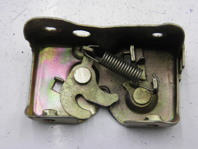 photo de SEAT LOCK SET BENZHOU YY50QT31 VINTAGE 50 (2009 - 2012)