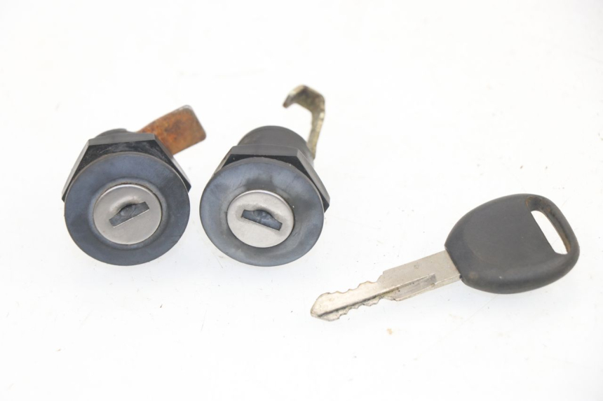 photo de SEAT LOCK SET BHM WACO 4T 50 (2008 - 2015)