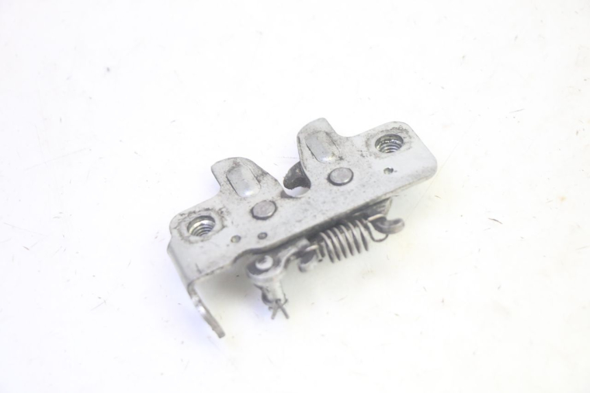 photo de SEAT LOCK SET SUZUKI BURGMAN EXECUTIVE ABS 650 (2006 - 2012) - Alternative perspective