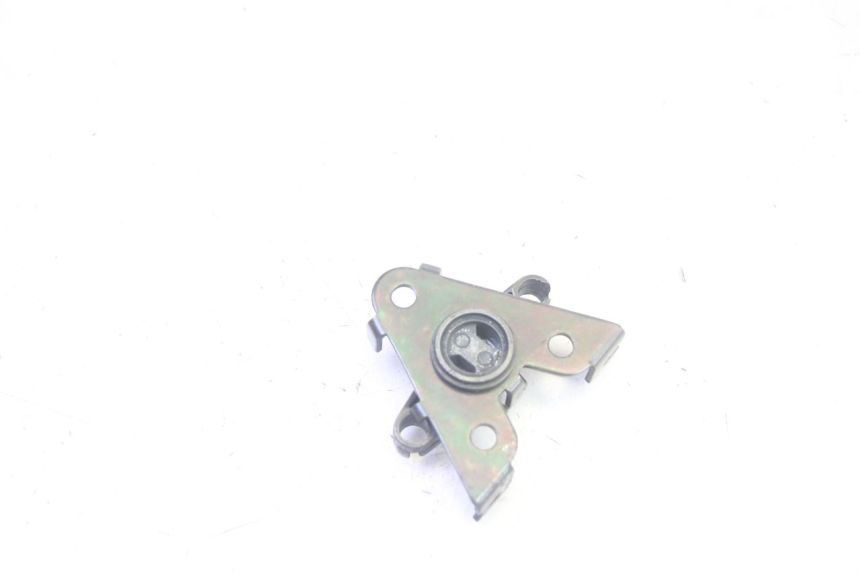 photo de SEAT LOCK PEUGEOT DJANGO 4T 50 (2014 - 2019) - Zoom on usage condition