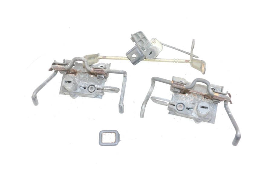 photo de SEAT LOCK SET KAWASAKI GPX R WARBIRD 600 (1988 - 1993) - Main view