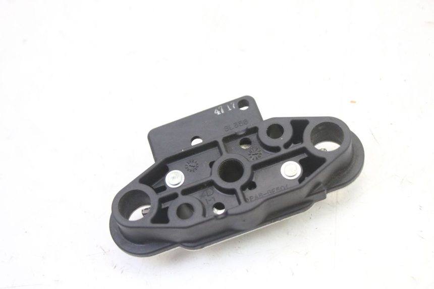 photo de SEAT LOCK SET SUZUKI GSR 750 (2011 - 2017)