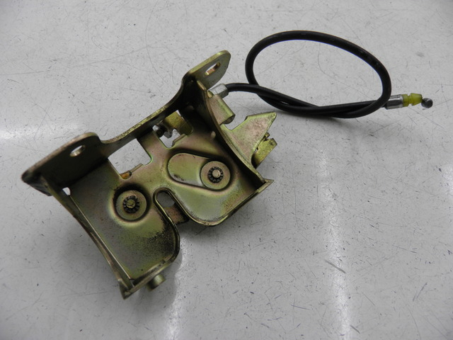 photo de SEAT LOCK SET HONDA FES FORESIGHT 250 (1997 - 2002)