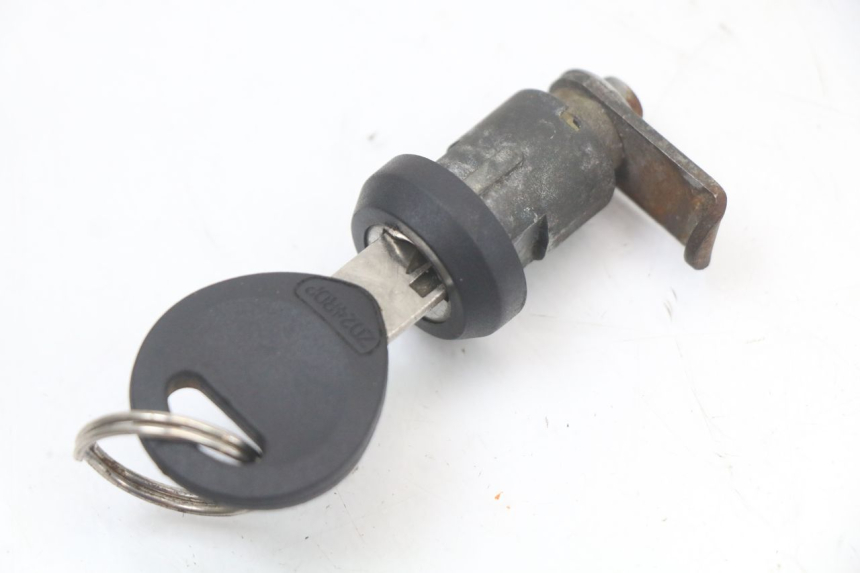 photo de SEAT LOCK HONDA FES PANTHEON 2T 125 (1998 - 2002)