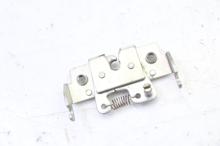 photo de SEAT LOCK SET YAMAHA JOG R 50 (2004 - 2014)