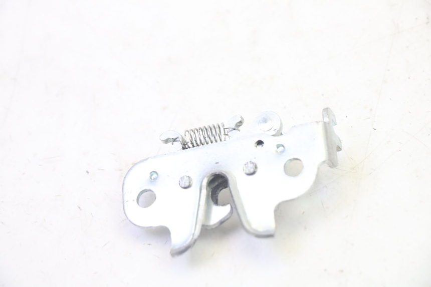 photo de SEAT LOCK PEUGEOT KISBEE 2T 50 (2010 - 2017)