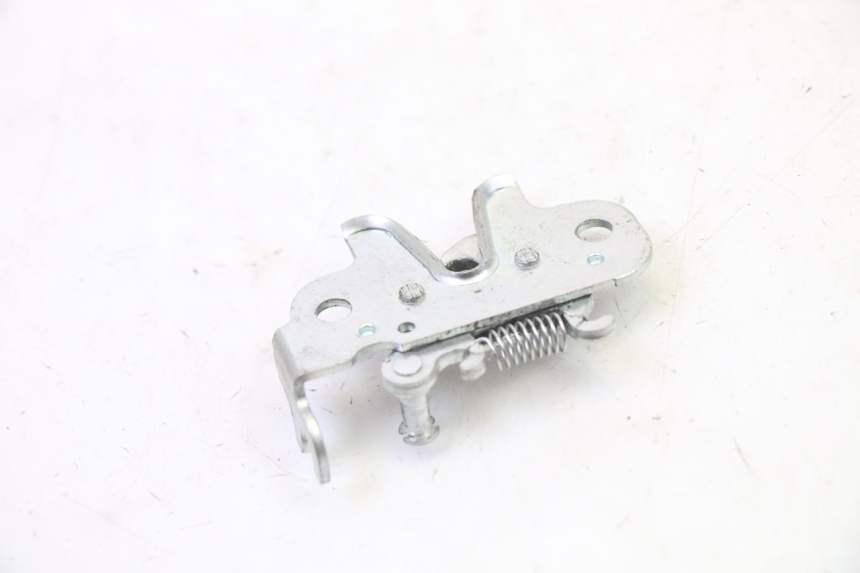 photo de SEAT LOCK PEUGEOT KISBEE 2T 50 (2010 - 2017)