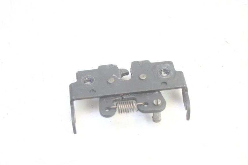 photo de SEAT LOCK PIAGGIO MP3 LT 400 (2007 - 2012) - Alternative perspective