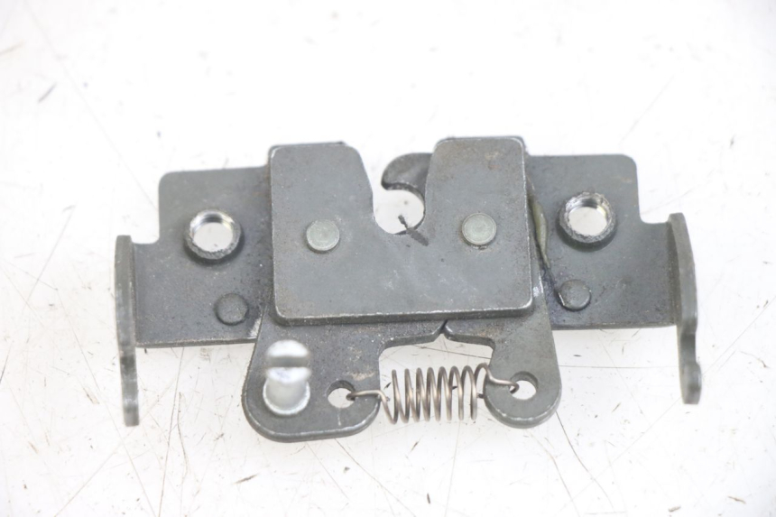 photo de SEAT LOCK YAMAHA NEOS NEO'S 4T 50 (2008 - 2016)