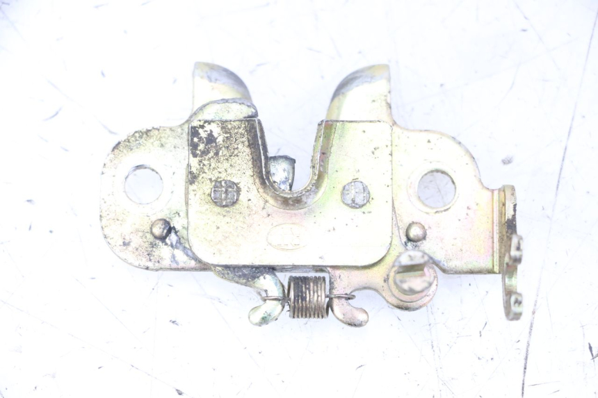photo de SEAT LOCK PEUGEOT KISBEE 4T 50 (2010 - 2017)