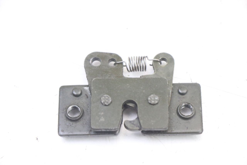 photo de SEAT LOCK SET PEUGEOT TREKKER TKR 50 (2005 - 2014)