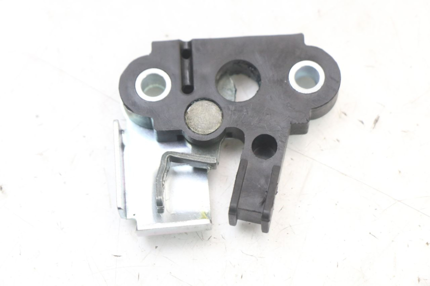 photo de SEAT LOCK SET ROYAL ENFIELD SCRAM 411 (2022 - 2024)