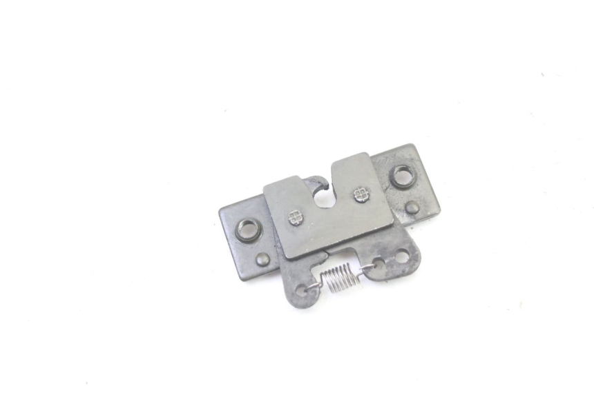 photo de SEAT LOCK SET PEUGEOT SATELIS 250 (2006 - 2012)