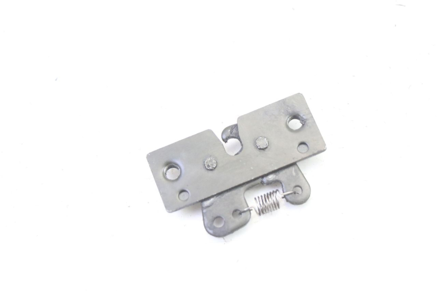 photo de SEAT LOCK SET PEUGEOT SATELIS 250 (2006 - 2012)