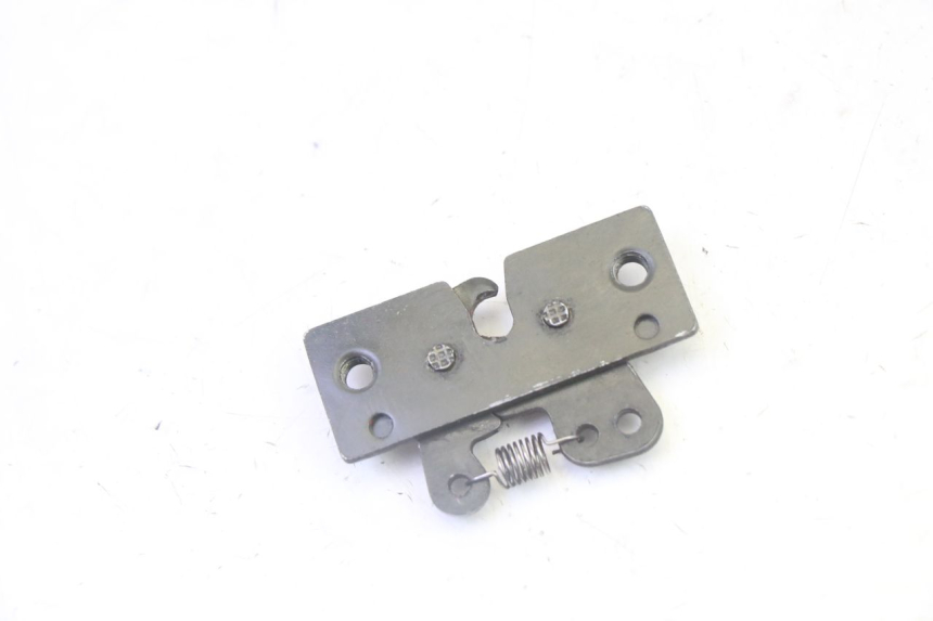 photo de SEAT LOCK SET PEUGEOT SATELIS 125 (2013 - 2018)