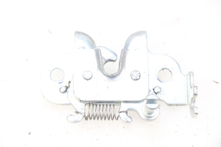 photo de SEAT LOCK SET PEUGEOT STREETZONE 4T 50 (2018 - 2023)