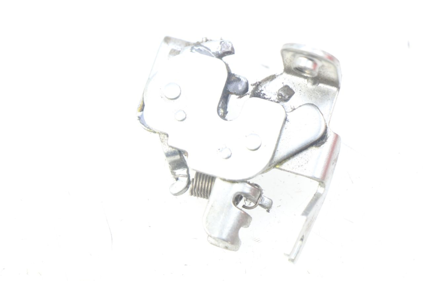 photo de SEAT LOCK YAMAHA D'ELIGHT DELIGHT 115 (2013 - 2017)