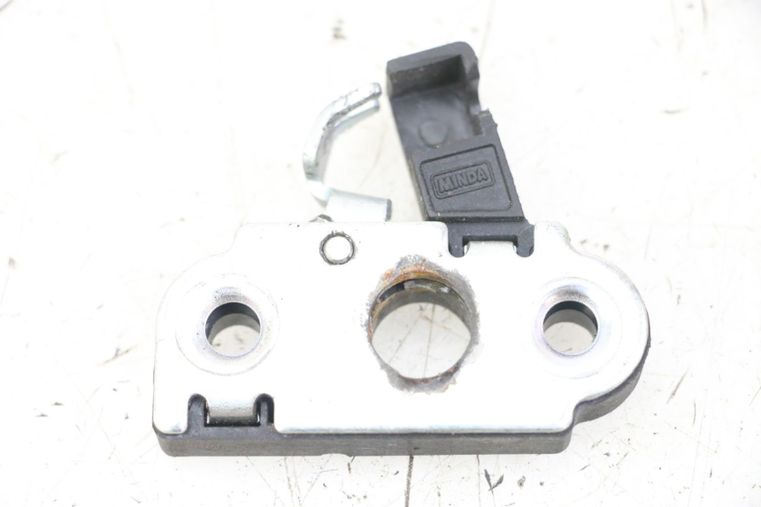 photo de SEAT LOCK YAMAHA NEO'S 4T 50 (2008 - 2016)