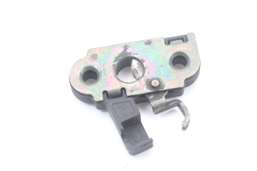 photo de SEAT LOCK YAMAHA YP MAJESTY 125 (2007 - 2010)