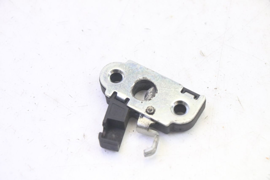 photo de SEAT LOCK YAMAHA YP MAJESTY 125 (2007 - 2010)