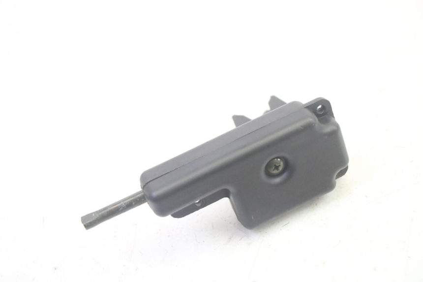 photo de SEAT LOCK PIAGGIO ZIP 4T 50 (2018 - 2020) - Zoom on usage condition