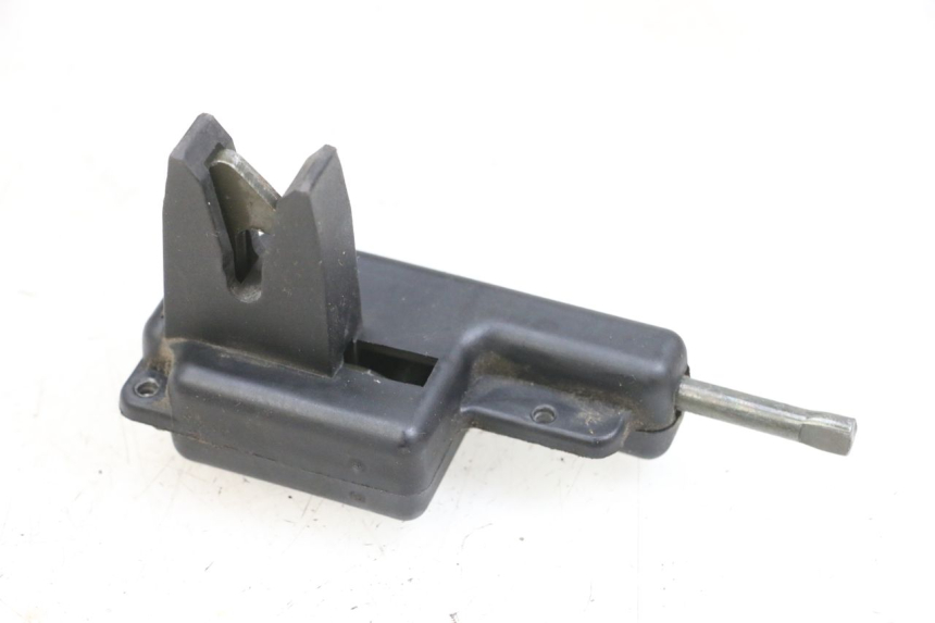 photo de SEAT LOCK PIAGGIO ZIP 4T 50 (2018 - 2020) - Alternative perspective