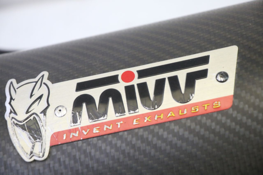 photo de EXHAUST SILENCER KAWASAKI ZR 7 750 (1999 - 2001) - Zoom on usage condition