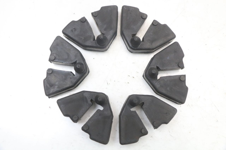 photo de SPROCKET SILENTBLOCK SUZUKI GSX E 250 (1982 - 1983)