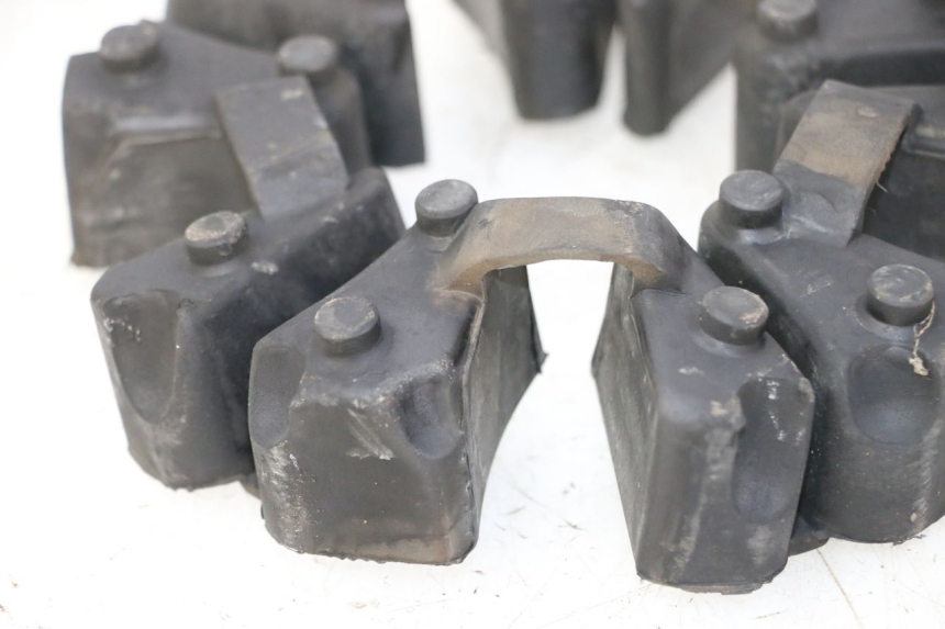 photo de SPROCKET SILENTBLOCK TRIUMPH SPRINT 900 (1995 - 1998)