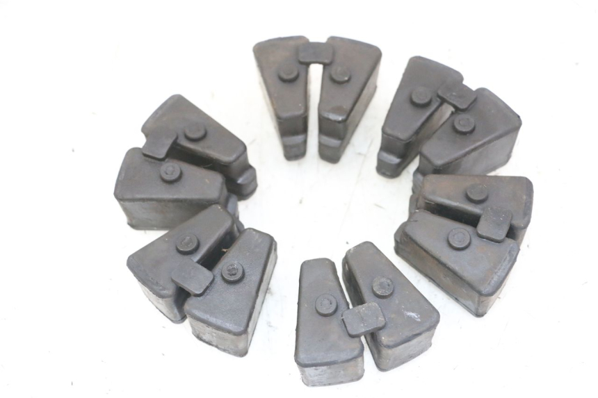 photo de SPROCKET SILENTBLOCK YAMAHA FZS FAZER 600 (2001 - 2003)