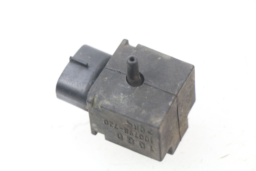 photo de AIR PRESSURE SENSOR SUZUKI BURGMAN 650 (2002 - 2004)