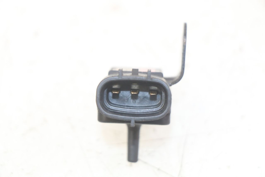 photo de AIR PRESSURE SENSOR SUZUKI BURGMAN 650 (2002 - 2004)