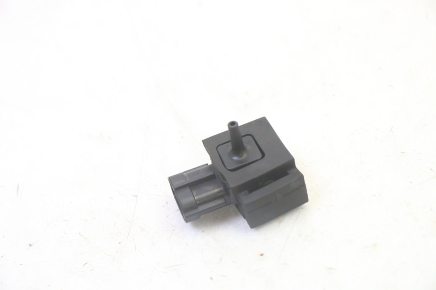 photo de AIR PRESSURE SENSOR SUZUKI BURGMAN 125 (2007 - 2014)